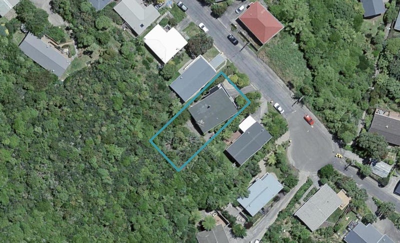 26 Voltaire Street, Karori, Wellington - Carousel 1