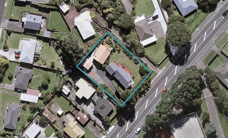 114 South Road, Spotswood, New Plymouth - Carousel 1