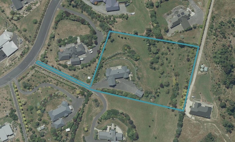 5 Fairmile Drive, Kinmont Park, Mosgiel - Carousel 1