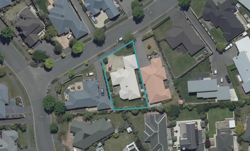 4 Birkdale Drive, Shirley, Christchurch - Carousel 1