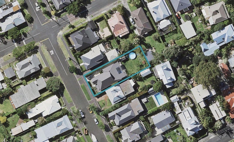 124 Victoria Road, Devonport, Auckland - Carousel 1