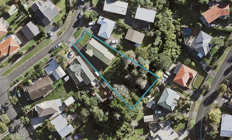 5 Bannister Place, New Windsor, Auckland - Carousel 1