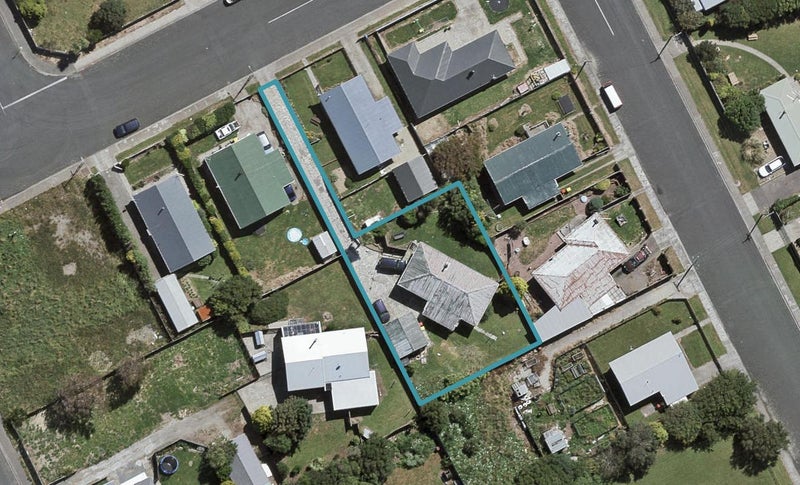 57 Frome Street, Clifton, Invercargill - Carousel 1