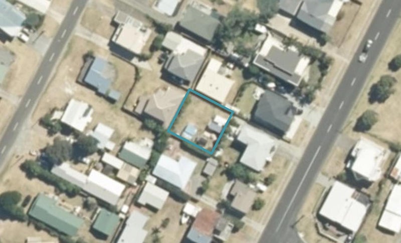 215B Rangi Avenue, Whangamatā - Carousel 1