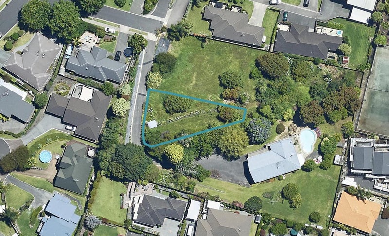 56 Kinloch Drive, Bethlehem, Tauranga - Carousel 1