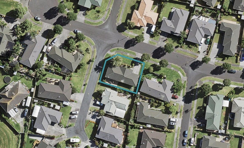 32 Settlers Cove, Weymouth, Auckland - Carousel 1