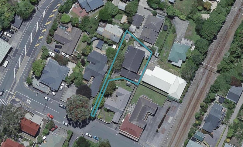 7A Station Road, Khandallah, Wellington - Carousel 1