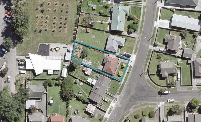 20 Cole Street, Naenae, Lower Hutt - Carousel 1