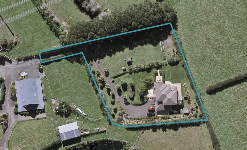 70A Shelter Grove, Frankleigh Park, New Plymouth - Carousel 1