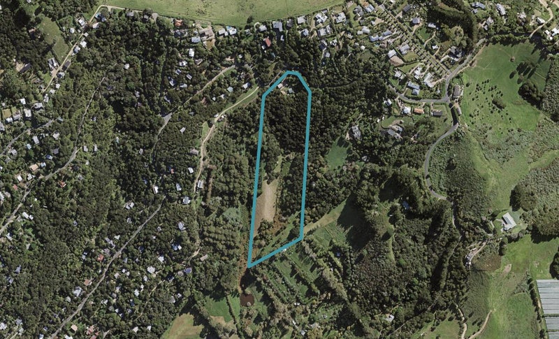 31 View Road, Ostend, Waiheke Island - Carousel 1