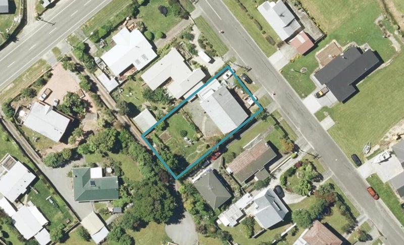 5 Turners Road, Waikawa, Picton - Carousel 1