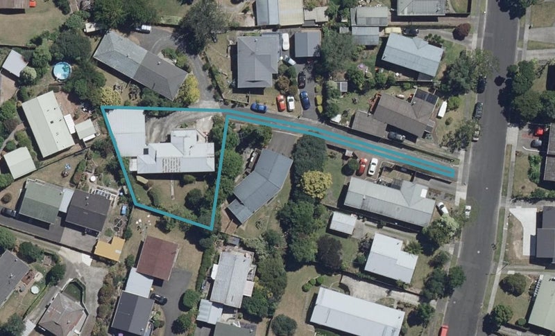 14 Hazelwood Avenue, Dinsdale, Hamilton - Carousel 1