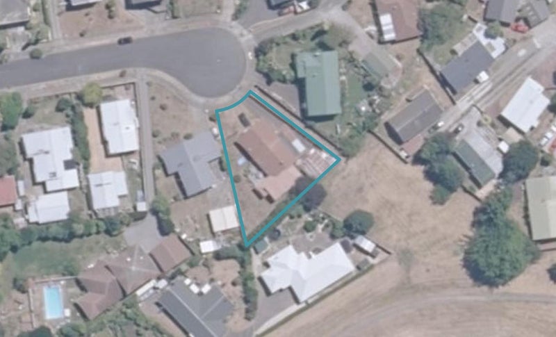 9 Glengarry Place, Hilltop, Taupo - Carousel 1