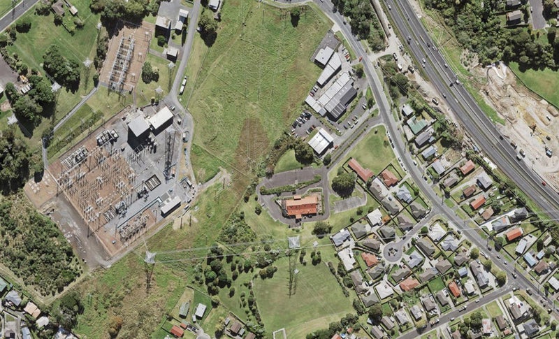 35 Awhi Lane, Massey, Auckland - Carousel 1