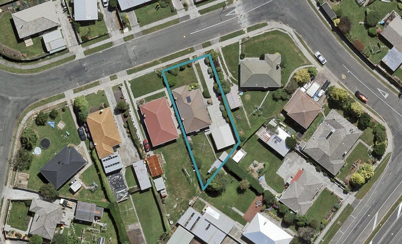 8 Crawford Street, Glengarry, Invercargill - Carousel 1