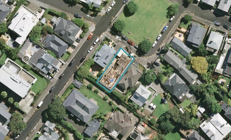 3 Selby Square, Saint Marys Bay, Auckland - Carousel 1