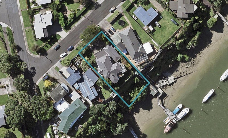 6 Riverview Road, Panmure, Auckland - Carousel 1