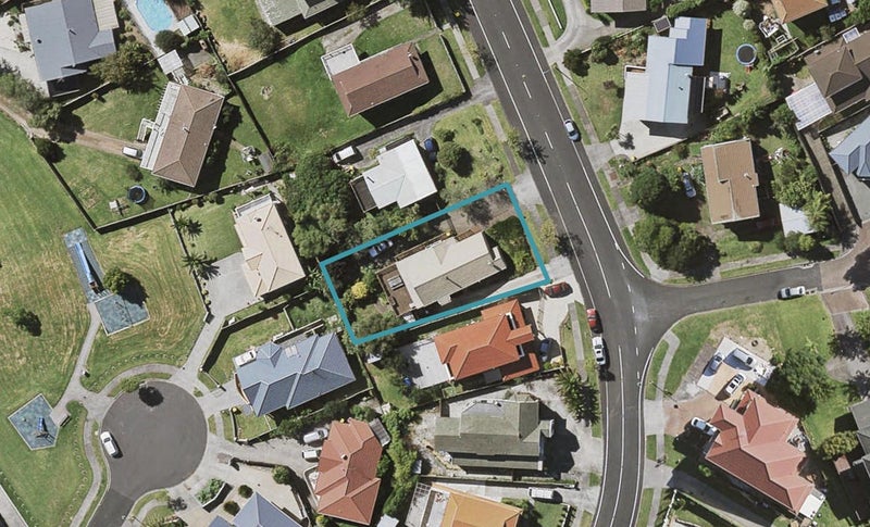 33 Ransom Smyth Drive, Goodwood Heights, Auckland - Carousel 1
