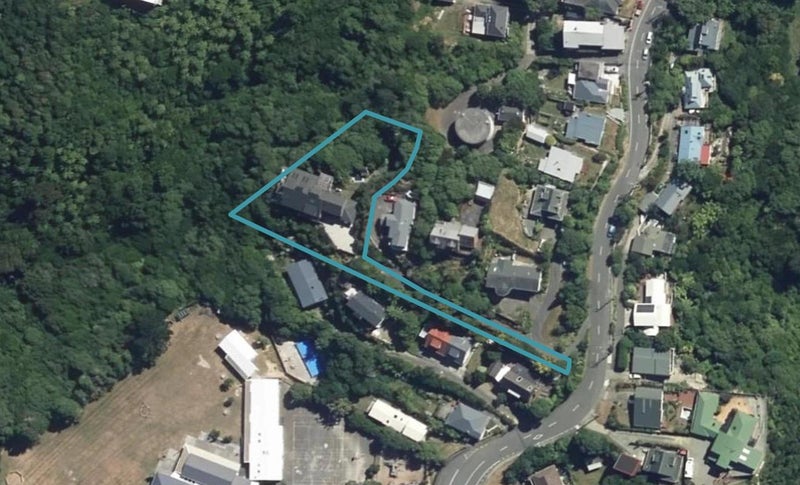 5 Maungaraki Road, Korokoro, Lower Hutt - Carousel 1