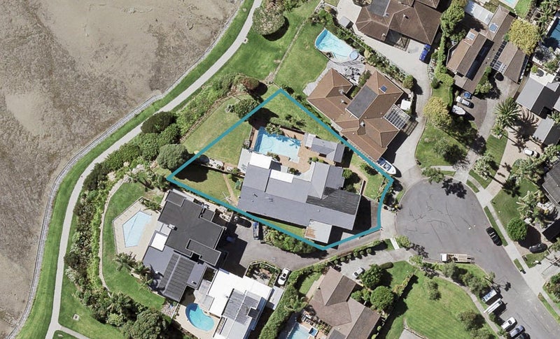 18 Oleander Point, Farm Cove, Auckland - Carousel 1