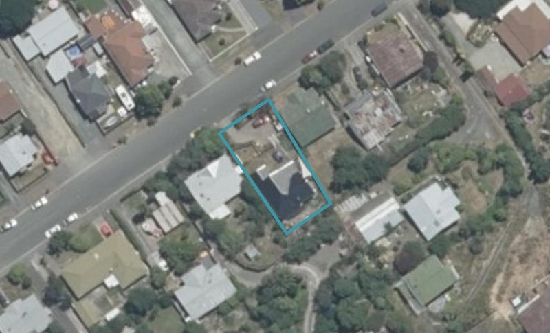 31 Emano Street, Toi Toi, Nelson - Carousel 1
