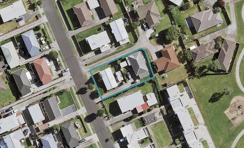 2/24 Templeton Place, Clendon Park, Auckland - Carousel 1