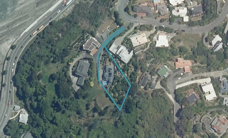 42 The Cliffs, Britannia Heights, Nelson - Carousel 1