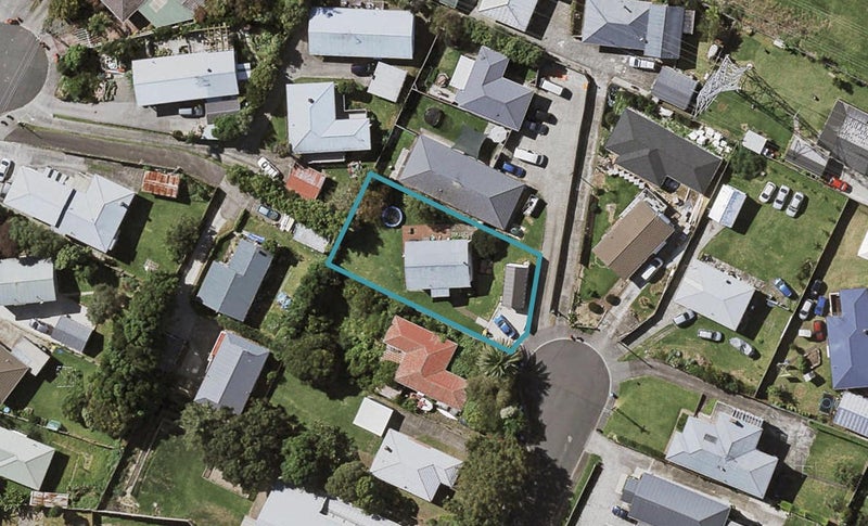 9 Young Road, Mount Wellington, Auckland - Carousel 1