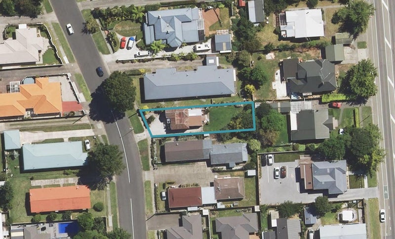 37 Stout Street, Whataupoko, Gisborne - Carousel 1