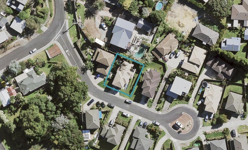 4 Vanhest Way, Ranui, Auckland - Carousel 1