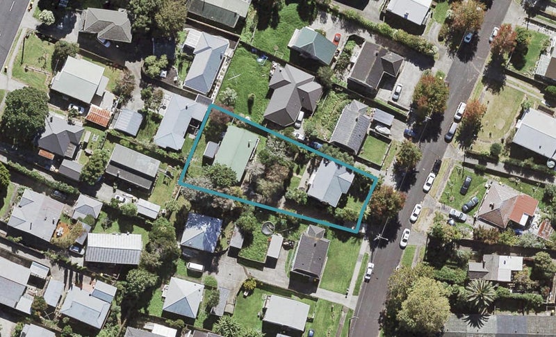 1/10 Pine Street, New Lynn, Auckland - Carousel 1