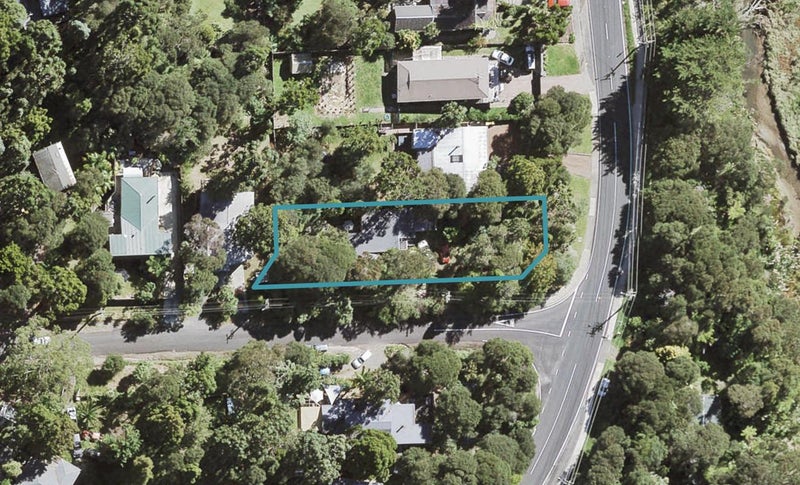 2 Brownie Road, Laingholm, Auckland - Carousel 1
