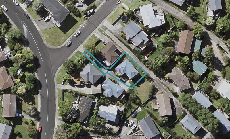 3A Erica Road, Sunnynook, Auckland - Carousel 1