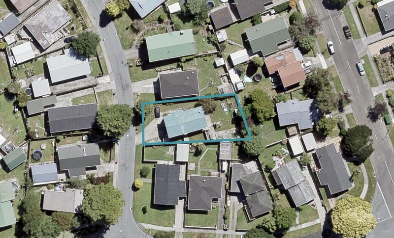 4 Dakota Grove, Totara Park, Upper Hutt - Carousel 1