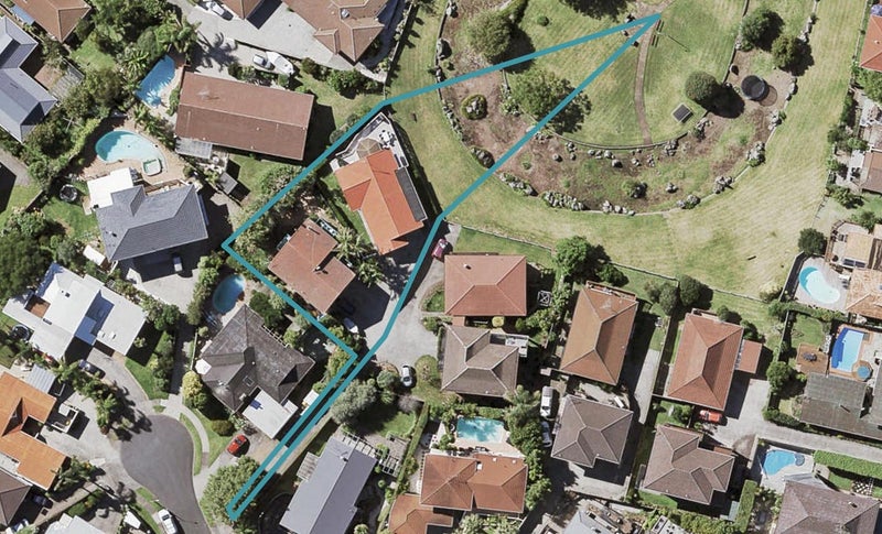 1/38 Tyrian Close, Half Moon Bay, Auckland - Carousel 1