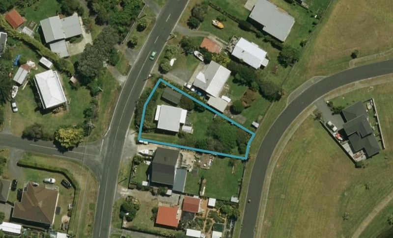 269 One Tree Point Road, One Tree Point - Carousel 1