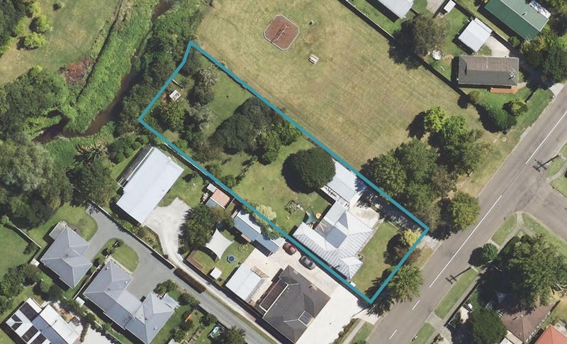 10 Mary Street, Mangapapa, Gisborne - Carousel 1