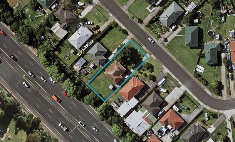 37 Cooper Crescent, Otara, Auckland - Carousel 1