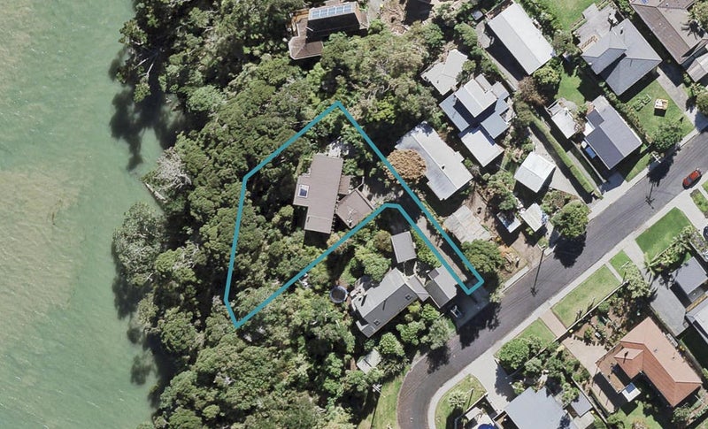 41 Dakota Avenue, Beach Haven, Auckland - Carousel 1