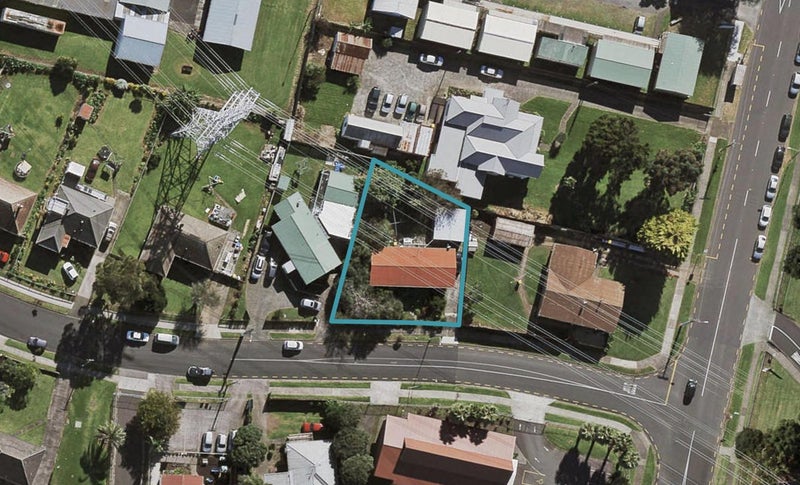 1 Ashton Avenue, Otara, Auckland - Carousel 1