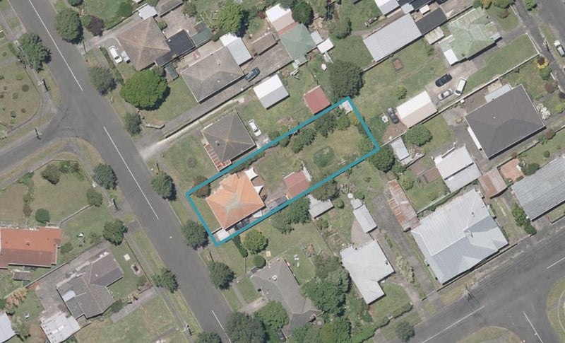 39 Millward Street, Whanganui East, Whanganui - Carousel 1