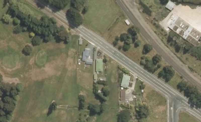 3 Main Road, Clinton - Carousel 1