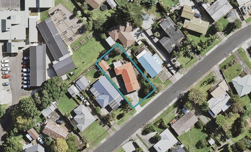 24 Mack Place, Red Hill, Papakura - Carousel 1