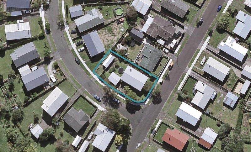 30 Grenville Street, Marfell, New Plymouth - Carousel 1