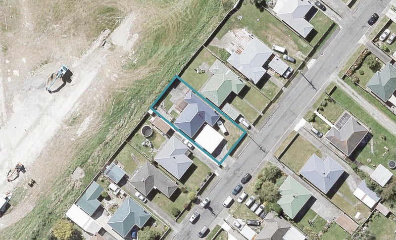 19 Ruthven Road, Wainuiomata, Lower Hutt - Carousel 1