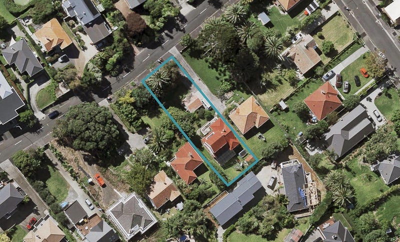 13 Paerimu Street, Orakei, Auckland - Carousel 1