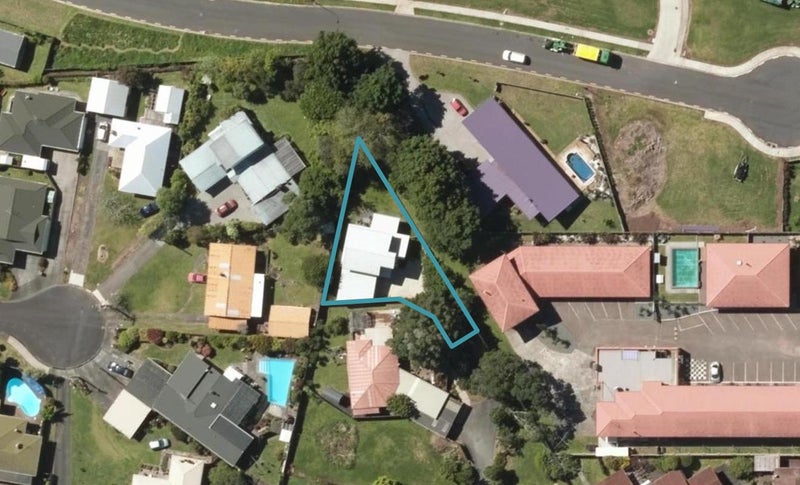 24E Percy Street, Kensington, Whangarei - Carousel 1