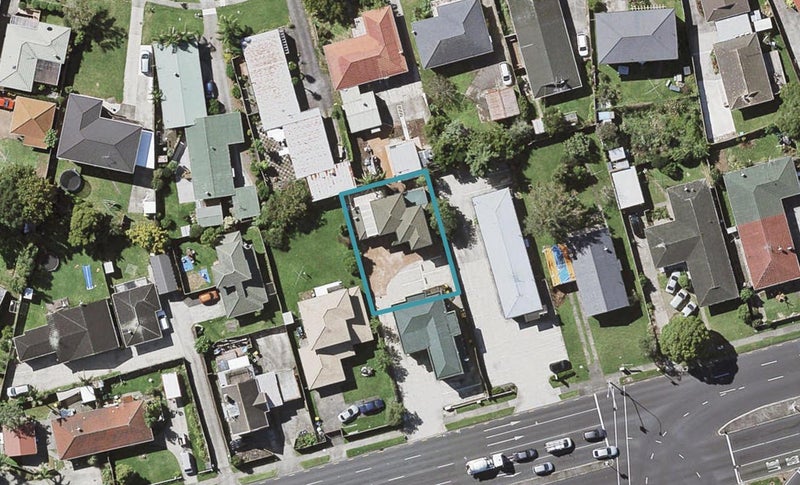 82 Pakuranga Road, Pakuranga, Auckland - Carousel 1