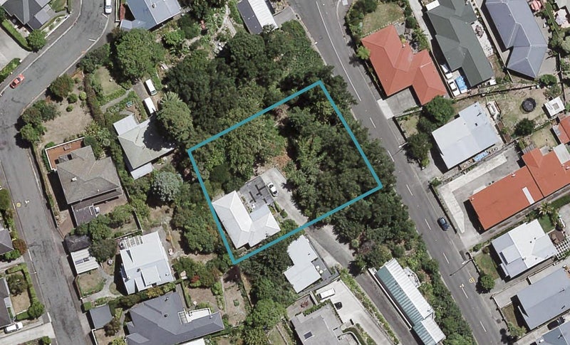 86 Milton Road, Bluff Hill, Napier - Carousel 1