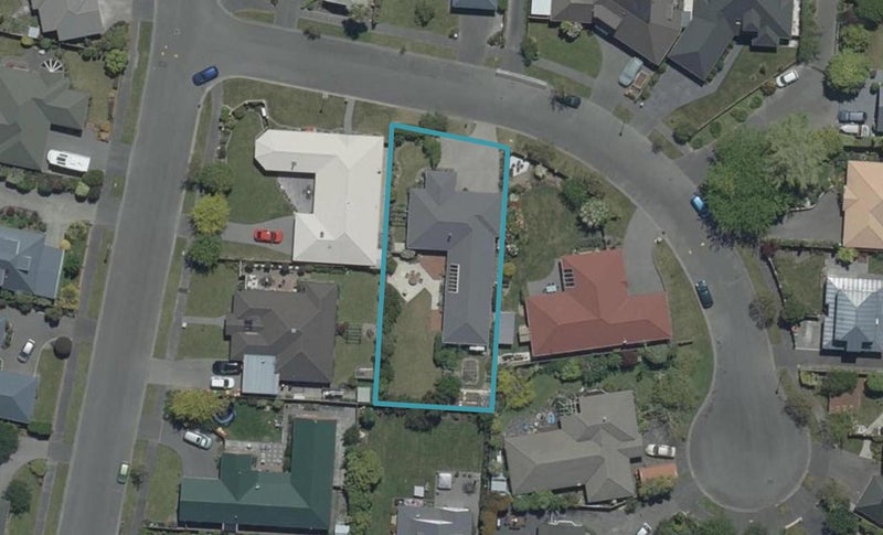 4 Thornwood Place, Redwood, Christchurch - Carousel 1